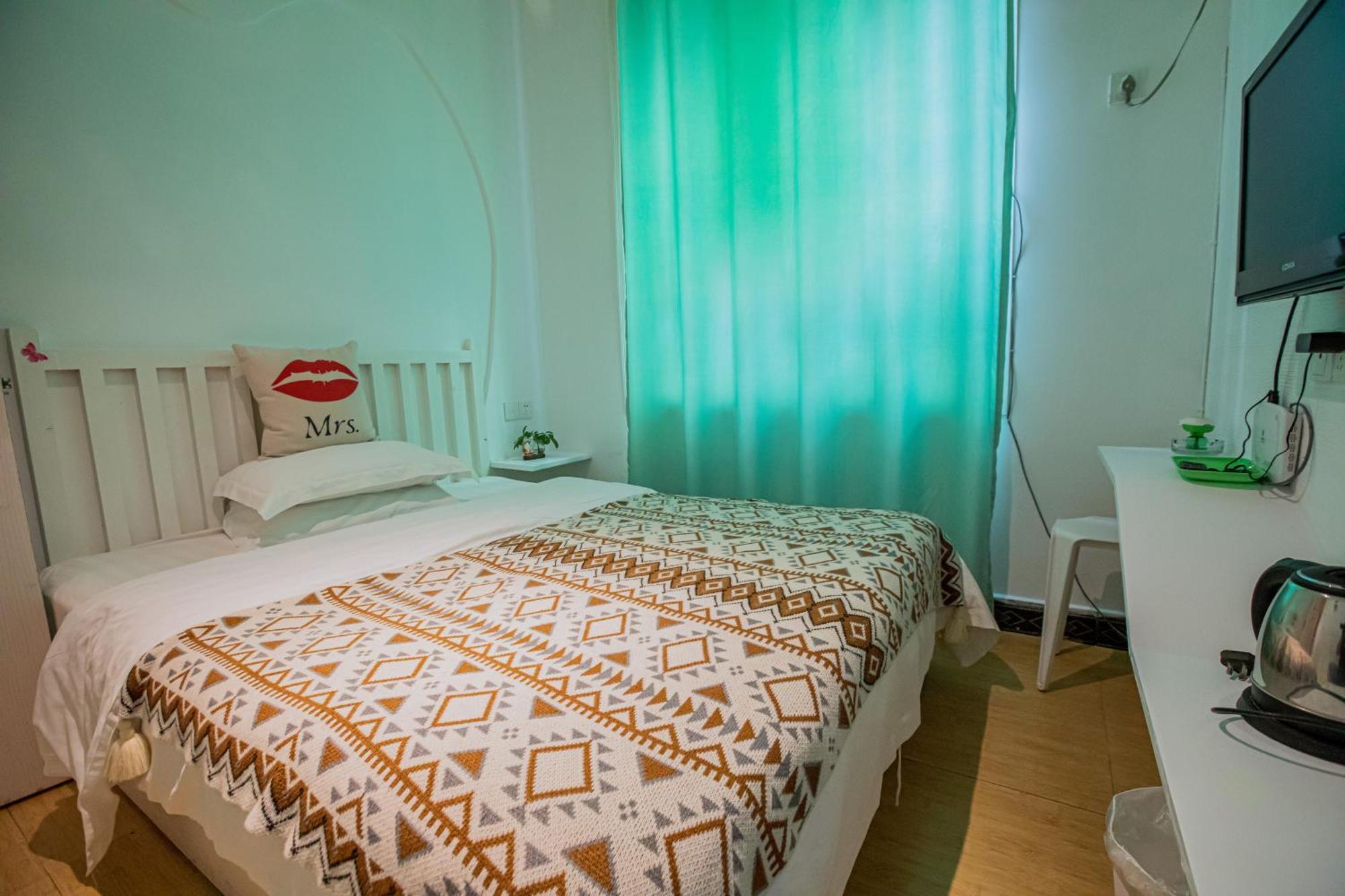 Lumingju Homestay Zhangjiajie Extérieur photo